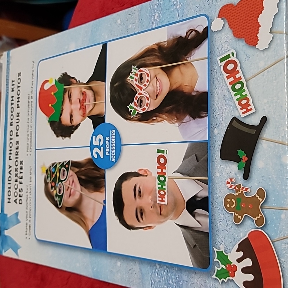 Holiday Photo Booth Props (25 cut outs on sticks)
